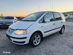 Vit Begagnad 2006 VW Sharan Minibuss | 1 000 kr