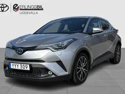 Mörkgrå Begagnad 2017 Toyota C-HR Executive SUV | 199 900 kr (Marknadspris)