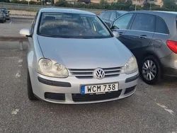 Silver Begagnad 2005 VW Golf IV Halvkombi | 17 000 kr (Marknadspris)