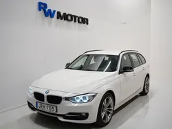Vit Begagnad 2015 BMW 318 Sport Line Kombi | 129 800 kr (Marknadspris)