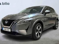 Grå Begagnad 2023 Nissan Qashqai N-Connecta SUV | 274 000 kr (Bra pris)