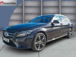 Grå Begagnad 2020 Mercedes C300e Avantgarde Kombi | 275 000 kr (Marknadspris)