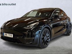 Svart Begagnad 2022 Tesla Model Y Performance SUV | 399 900 kr (Bra pris)