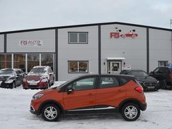 Flerfärgad Begagnad 2014 Renault Captur Dynamique SUV | 84 900 kr (Marknadspris)