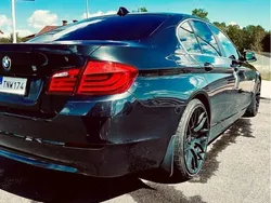 Grå Begagnad 2010 BMW 530 Sedan | 85 000 kr (Dyr)