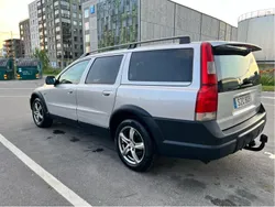 Grå Begagnad 2002 Volvo XC70 SUV | 36 900 kr (Lite dyr)