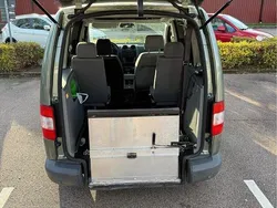 Grön Begagnad 2009 VW Caddy Minibuss | 189 000 kr