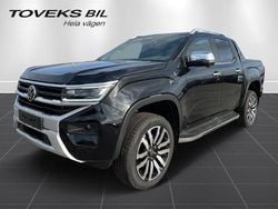 Svart (midnight black metallic) Ny 2025 VW Amarok Aventura Pickup | 903 125 kr (Dyr)