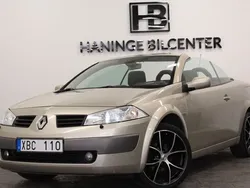 Ljusgrå (grå) Begagnad 2006 Renault Mégane Cabriolet Cab | 49 900 kr (Dyr)
