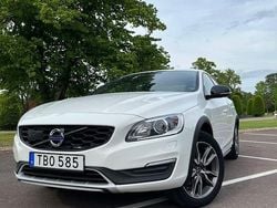 Begagnad 2018 Volvo S60 CC Sedan | 210 000 kr
