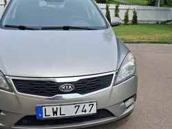 Silver Begagnad 2012 Kia Ceed Sportswagon Kombi | 29 000 kr (Marknadspris)