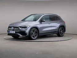 Mörkgrå Begagnad 2021 Mercedes GLA220 Premium SUV | 349 000 kr