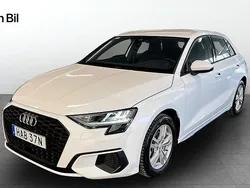 Vit Begagnad 2023 Audi A3 Sportback Proline Halvkombi | 259 900 kr