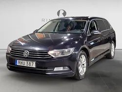 Svart Begagnad 2016 VW Passat Kombi | 139 900 kr (Marknadspris)