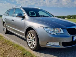 Silver Begagnad 2012 Skoda Superb Elegance Kombi | 79 000 kr (Marknadspris)