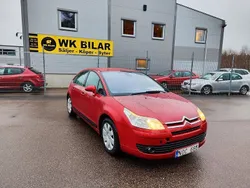 Röd Begagnad 2007 Citroën C4 Halvkombi | 29 800 kr