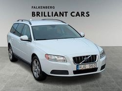 Vit Begagnad 2008 Volvo V70 Kombi | 69 900 kr (Marknadspris)
