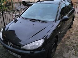 Svart Begagnad 2004 Peugeot 206 Kombi | 8 500 kr (Superpris)