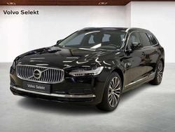 Svart Begagnad 2023 Volvo V90 Core Kombi | 399 000 kr (Marknadspris)