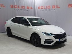 Vit Begagnad 2021 Skoda Octavia RS Halvkombi | 279 900 kr (Superpris)