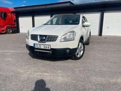 Vit Begagnad 2009 Nissan Qashqai SUV | 57 900 kr (Marknadspris)