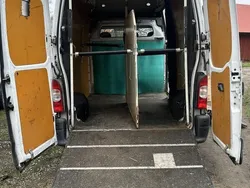 Vit Begagnad 2004 Renault Master Van | 50 000 kr (Marknadspris)