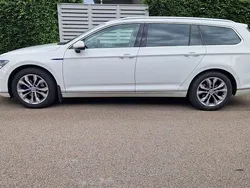 Vit Begagnad 2017 VW Passat GTE Kombi | 155 000 kr (Marknadspris)