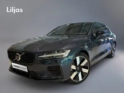 Mörkblå (blå) Begagnad 2024 Volvo S60 Plus Sedan | 479 000 kr (Marknadspris)