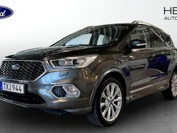 Grå (grey) Begagnad 2017 Ford Kuga Vignale SUV | 189 900 kr (Lite dyr)