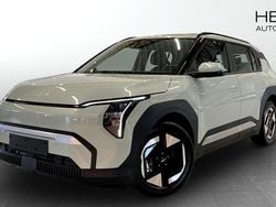 Grön (green) Ny 2025 Kia EV3 SUV | 428 900 kr (Marknadspris)