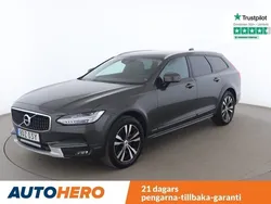 Mörkgrå (grå) Begagnad 2020 Volvo V90 CC Momentum Kombi | 331 000 kr (Bra pris)