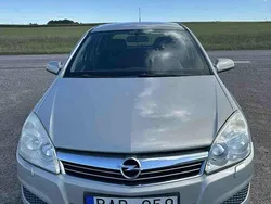 Grå Begagnad 2007 Opel Astra Halvkombi | 30 000 kr (Marknadspris)