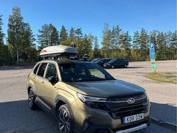 Grön Begagnad 2025 Subaru Forester SUV | 395 000 kr