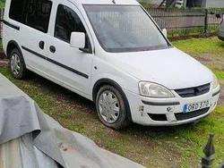 Begagnad 2008 Opel Combo Minibuss | 10 000 kr