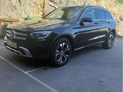Svart Begagnad 2021 Mercedes GLC300e SUV | 329 000 kr (Bra pris)