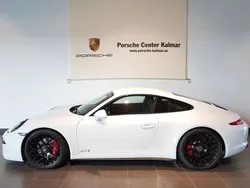 Ljusgrå (vit) Begagnad 2015 Porsche 991 Sportkupé | 1 499 000 kr