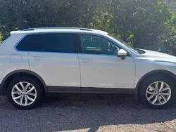Vit Begagnad 2020 VW Tiguan SUV | 249 000 kr (Bra pris)