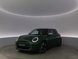 Grön Begagnad 2023 Mini Cooper SE Halvkombi | 449 900 kr