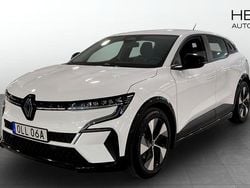 Vit (white) Begagnad 2022 Renault Mégane Equilibre Halvkombi | 259 900 kr (Lite dyr)