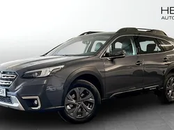 Grå (grey) Begagnad 2022 Subaru Outback SUV | 349 900 kr (Bra pris)