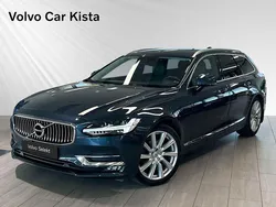 Mörkblå Begagnad 2019 Volvo V90 Inscription Kombi | 299 800 kr (Marknadspris)
