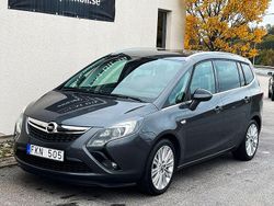 Grå (gråmet) Begagnad 2012 Opel Zafira Tourer Minibuss | 72 900 kr (Marknadspris)