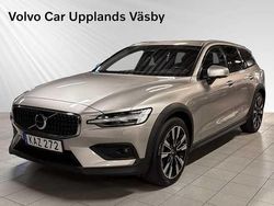 Begagnad 2023 Volvo V60 CC Kombi | 379 900 kr (Dyr)