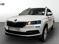 Vit (candy white) Begagnad 2019 Skoda Karoq Ambition SUV | 199 900 kr (Marknadspris)