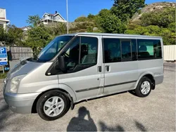 Grå Begagnad 2012 Ford Tourneo Minibuss | 80 000 kr