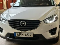 Vit Begagnad 2015 Mazda CX-5 SUV | 139 900 kr (Marknadspris)