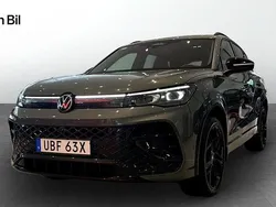 Grön Begagnad 2024 VW Tiguan R-line SUV | 529 900 kr