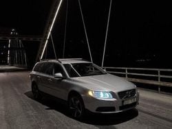 Grå Begagnad 2010 Volvo V70 Drive Kinetic Kombi | 40 000 kr (Bra pris)