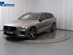 Grå Begagnad 2022 Volvo V60 R-Design Kombi | 439 900 kr (Superpris)