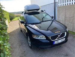 Svart Begagnad 2008 Volvo S40 Kinetic Sedan | 44 500 kr (Marknadspris)